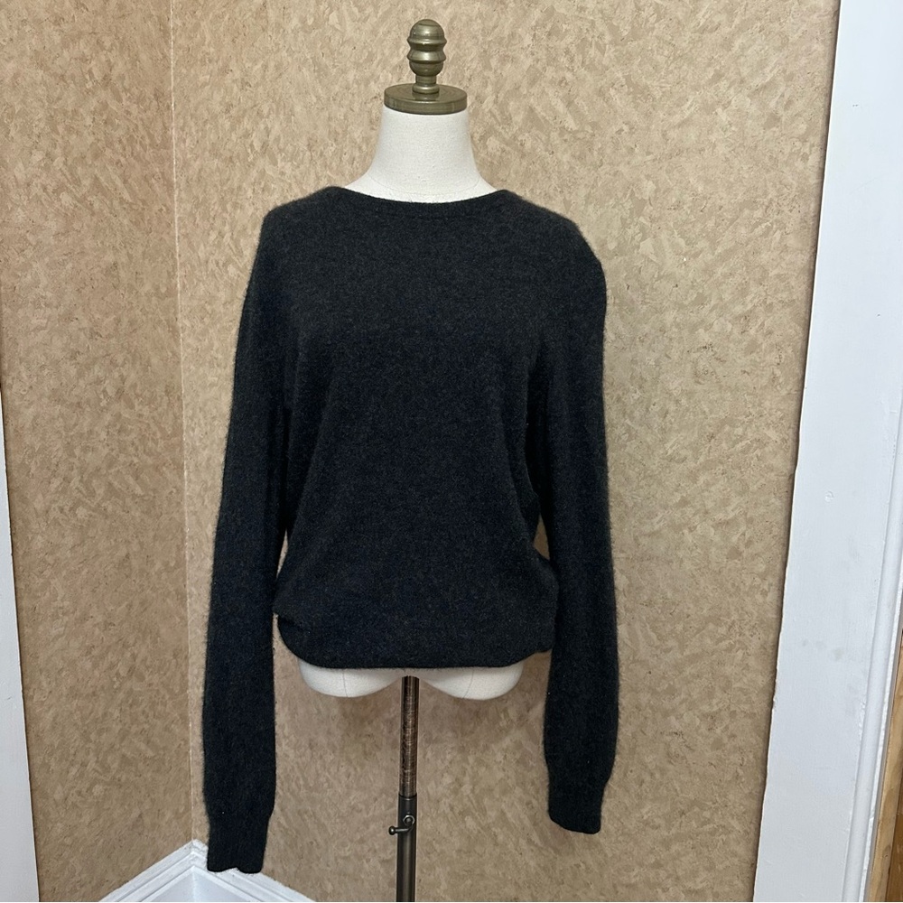 Mantovani Studio 100% ITALIAN CASHMERE Dark Gray Pullover Vneck Sweater